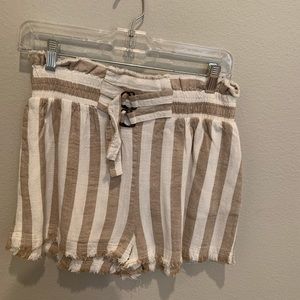 Umgee shorts with tie size small